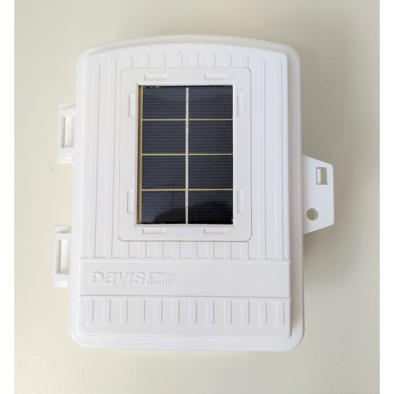 Wireless Repeater with Solar Power - SKU 7627 — Davis Instruments